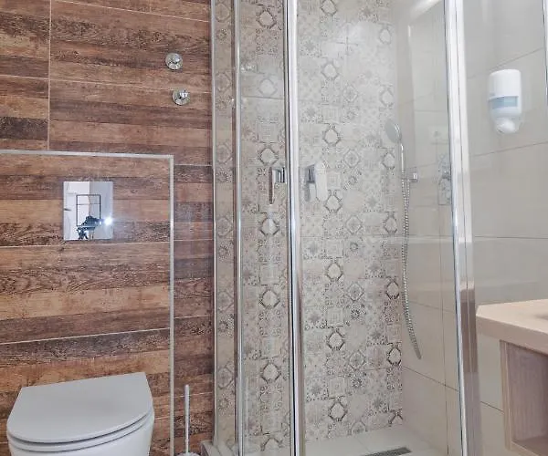 Oazis Panzio Bed & Breakfast