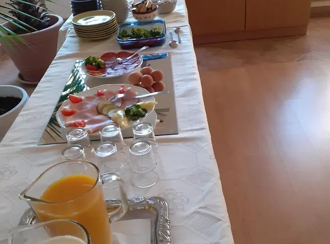 Oazis Panzio Bed & Breakfast